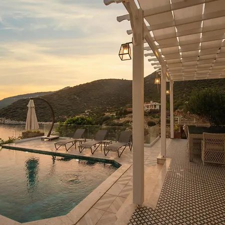 Beachfront White With Private Swimming Pool Villa Kalkan